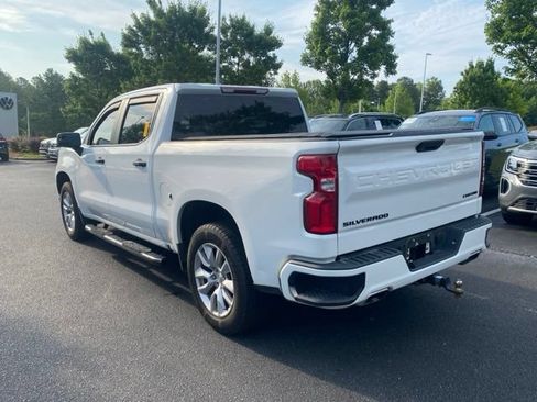 Used 2019 Chevrolet Silverado 1500 Custom AWD/4WD image 3