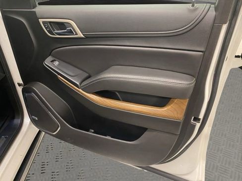 Used 2020 GMC Yukon Denali AWD/4WD image 21