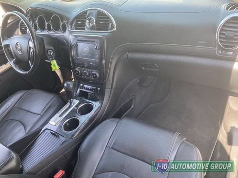 Used 2017 Buick Enclave Leather FWD image 12