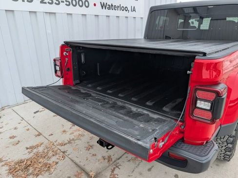 Used 2020 Jeep Gladiator Overland image 29