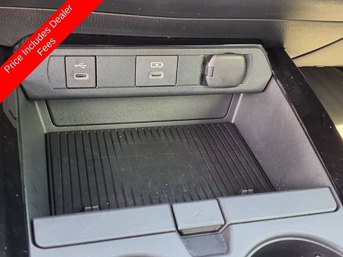 Used 2023 Toyota Prius XLE FWD image 28