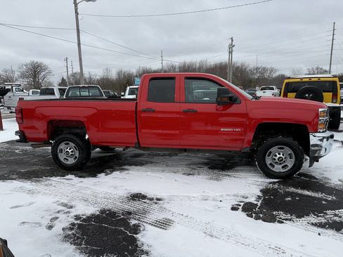 Used 2019 Chevrolet Silverado 2500 W/T w/ WT Convenience Package image 7