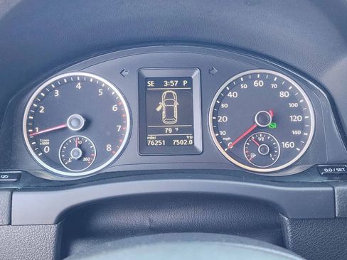 Used 2012 Volkswagen Tiguan SE FWD image 20