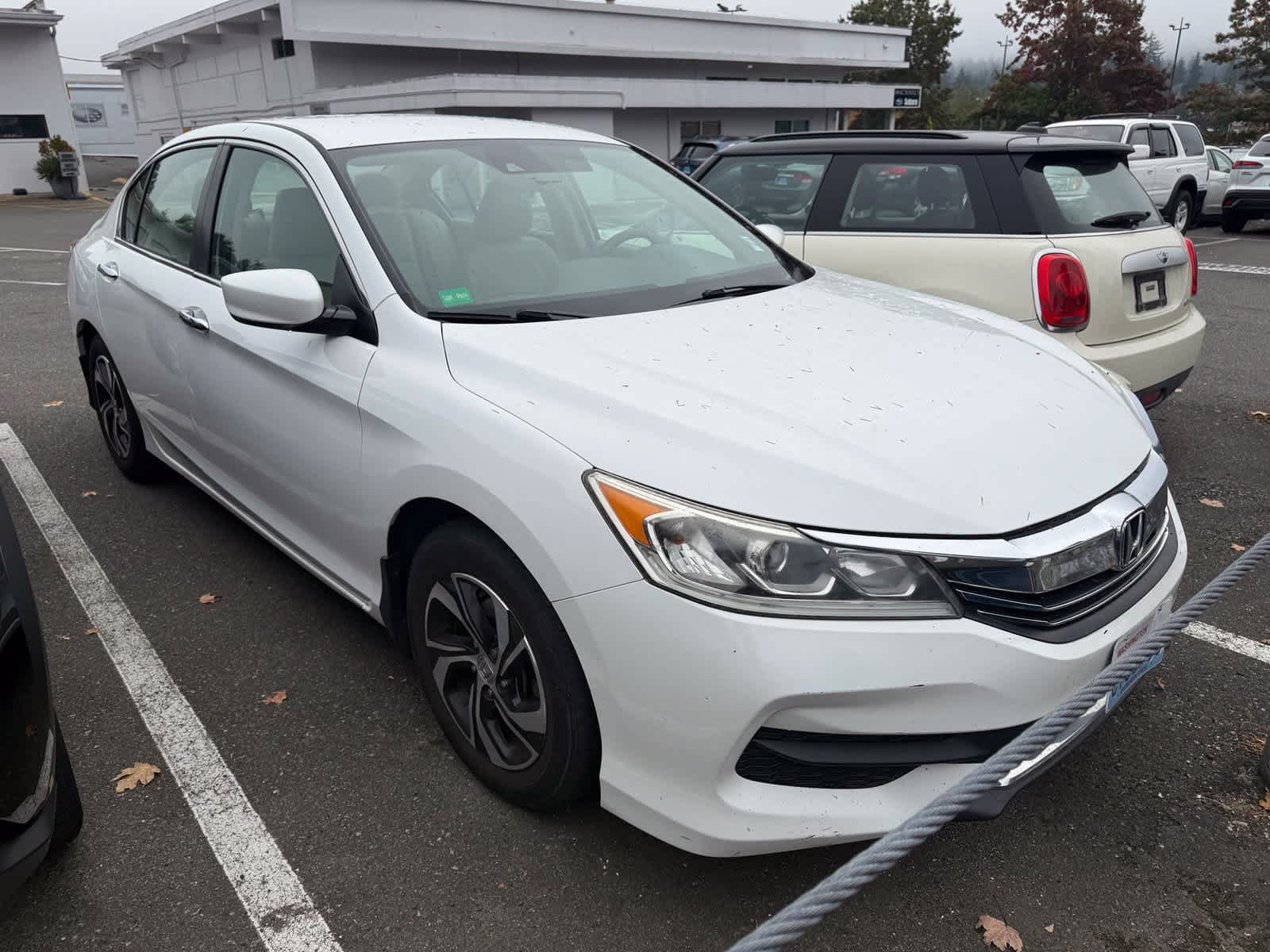 Used 2016 Honda Accord LX image 4