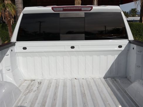 Used 2020 Chevrolet Silverado 1500 LT Trail Boss image 8