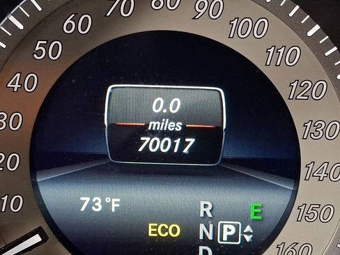 Used 2014 Mercedes-Benz E 350 4MATIC Sedan image 16
