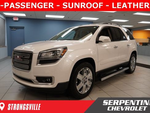 Used 2017 GMC Acadia Limited SLT image 1