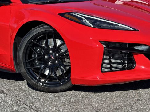 Used 2024 Chevrolet Corvette Z06 image 13