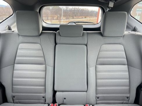 Used 2019 Honda CR-V LX image 12