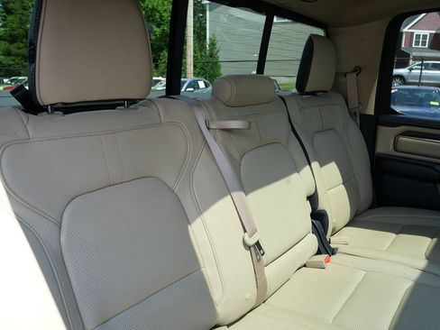 Used 2019 RAM 1500 Limited AWD/4WD image 31
