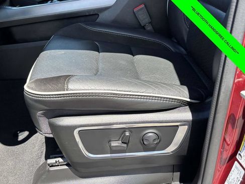 Used 2025 RAM 1500 Laramie AWD/4WD image 5