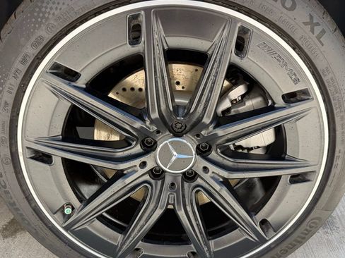 Used 2025 Mercedes-Benz GLA 35 AMG 4MATIC image 10