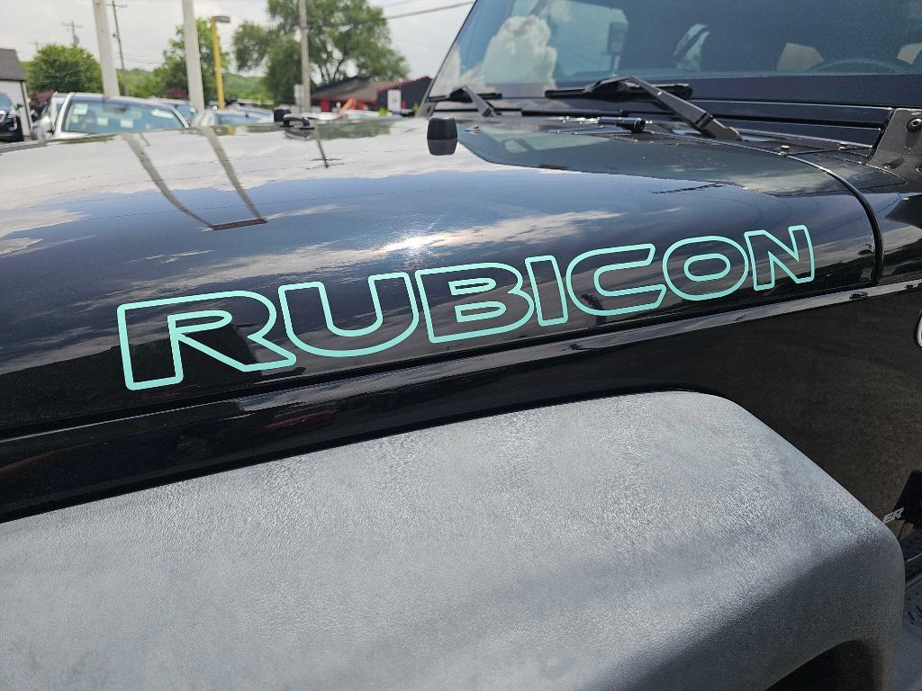 Used 2014 Jeep Wrangler Unlimited Rubicon w/ Connectivity Group AWD/4WD image 22