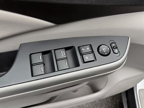Used 2014 Honda CR-V EX-L image 10