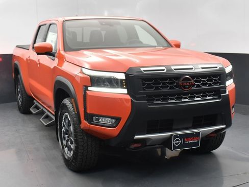 New 2026 Nissan Frontier PRO-4X w/ Pro-4x Convenience Package image 2