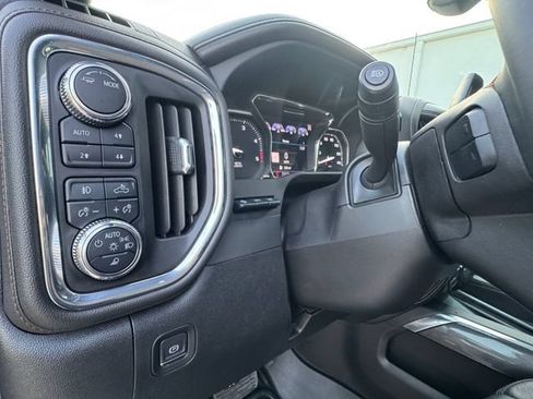 Used 2023 GMC Sierra 2500 AT4 w/ AT4 Premium Plus Package AWD/4WD image 6