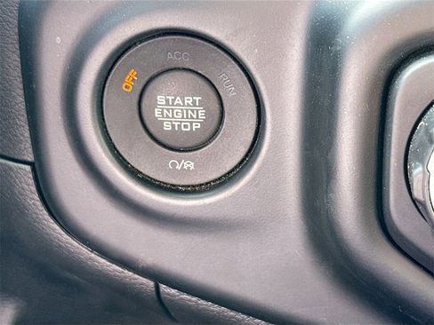 Used 2023 Jeep Wrangler Unlimited Sahara w/ Cold Weather Group image 13