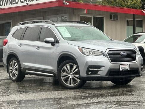 Used 2021 Subaru Ascent Limited w/ Technology Package image 2