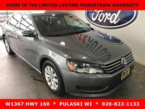Used 2015 Volkswagen Passat 1.8T Wolfsburg Edition FWD image 2