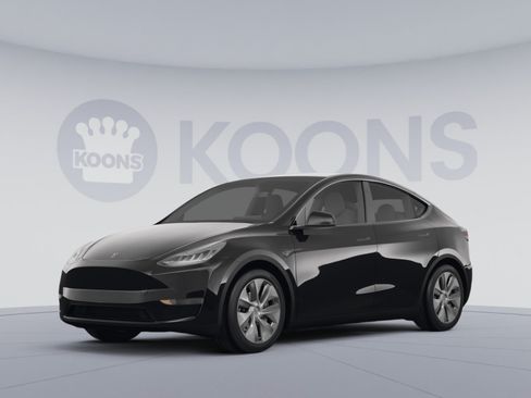 Used 2023 Tesla Model Y 2WD image 1