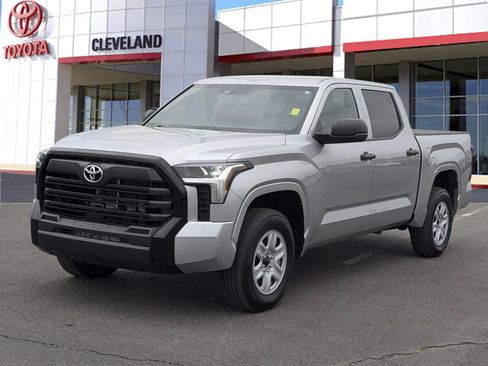 Used 2026 Toyota Tundra SR image 4