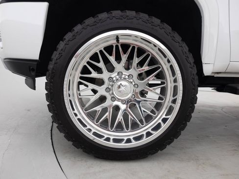 Used 2020 GMC Sierra 2500 Denali w/ Denali Ultimate Package AWD/4WD image 17