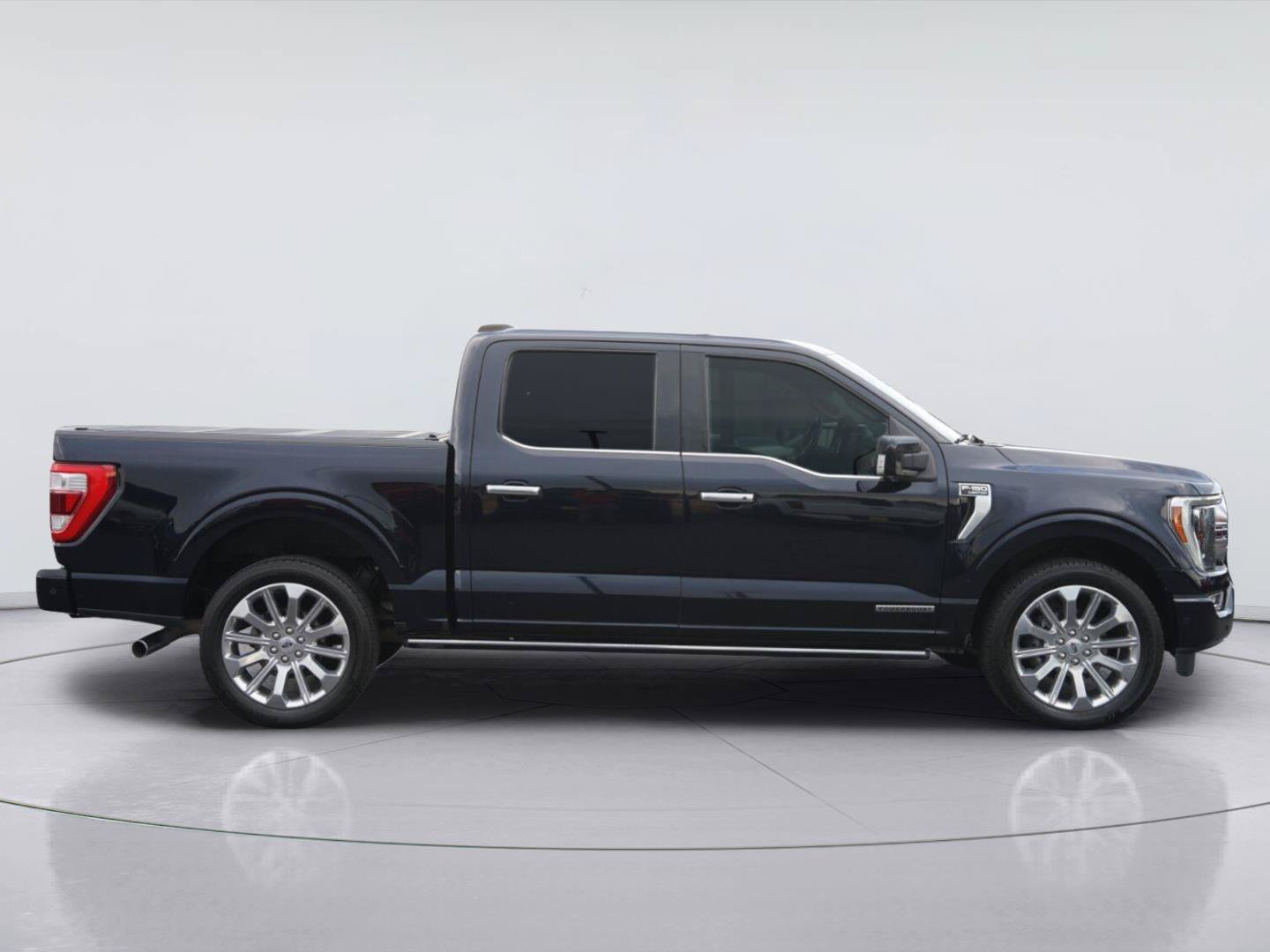 Used 2021 Ford F150 Limited AWD/4WD image 5