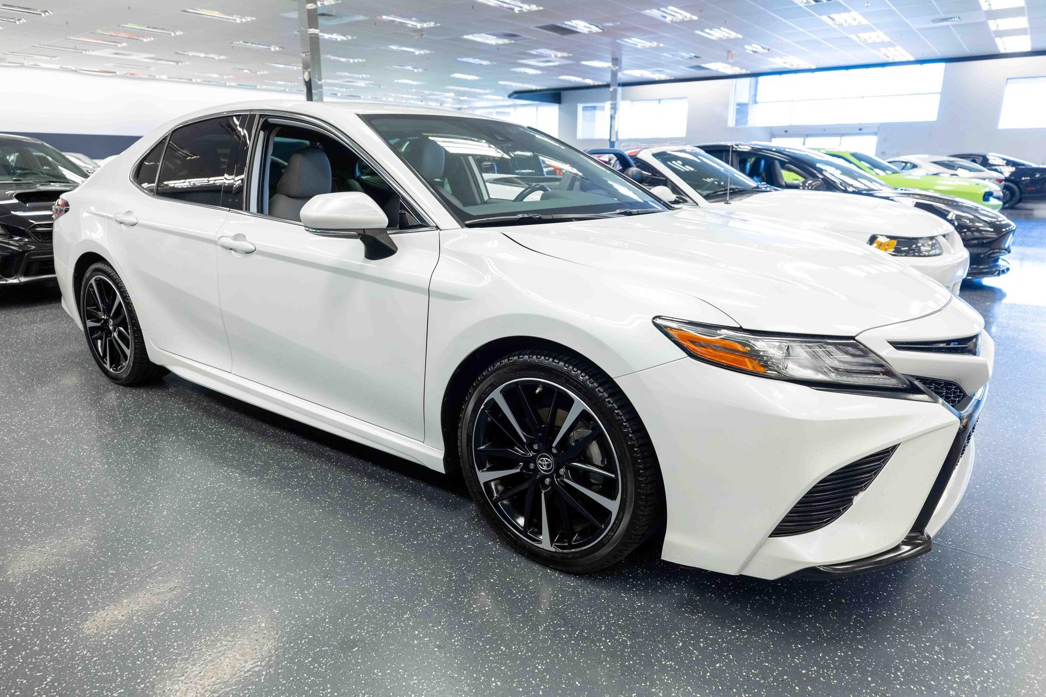 Used 2019 Toyota Camry XSE w/ Carpet Mat Package FWD image 4