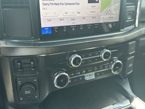 Used 2024 Ford F350 Lariat w/ Chrome Package image 51