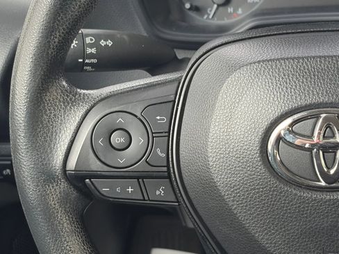 Used 2023 Toyota Corolla LE AWD/4WD image 27
