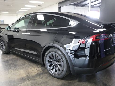 Used 2018 Tesla Model X 100D AWD/4WD image 10