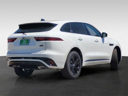 New 2026 Jaguar F-PACE R-Dynamic S image 4