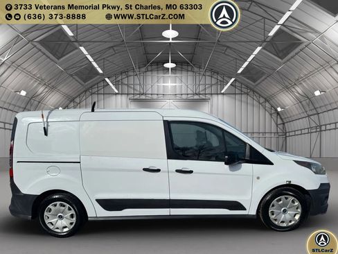 Used 2016 Ford Transit Connect XL image 2