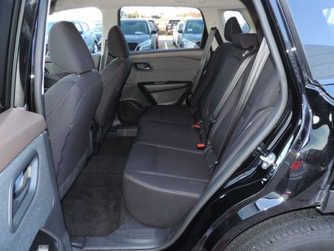 Certified 2023 Nissan Rogue S image 19