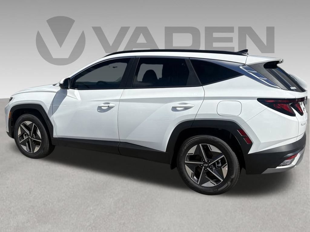 New 2026 Hyundai Tucson SEL Plus FWD image 3