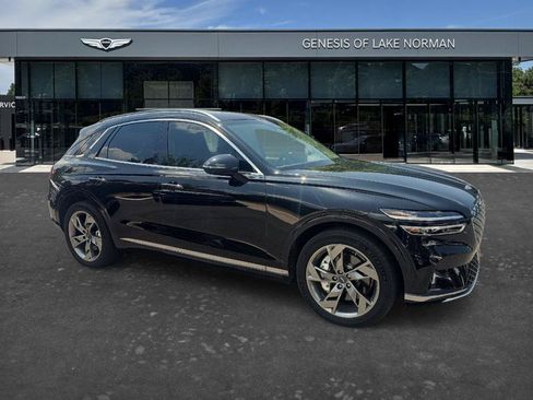Used 2025 Genesis Electrified GV70 w/ Prestige Package AWD/4WD image 3