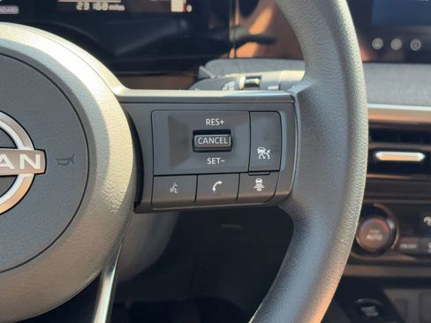 Used 2026 Nissan Kicks SV FWD image 13