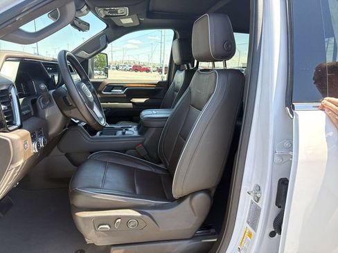 Used 2024 GMC Sierra 2500 Denali w/ Denali Reserve Package AWD/4WD image 11