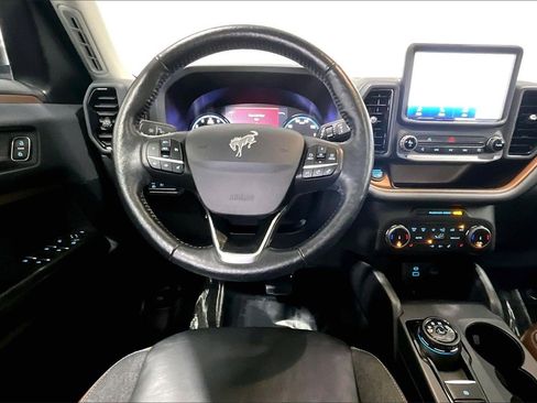 Used 2022 Ford Bronco Sport Outer Banks w/ Tech Package image 4