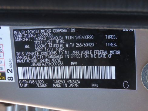 Used 2024 Toyota Land Cruiser w/ Premium Package AWD/4WD image 31