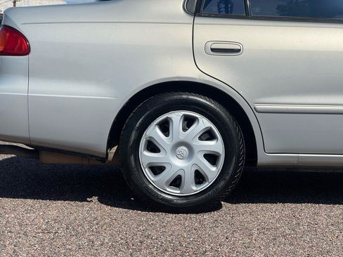 Used 2002 Toyota Corolla CE FWD image 19