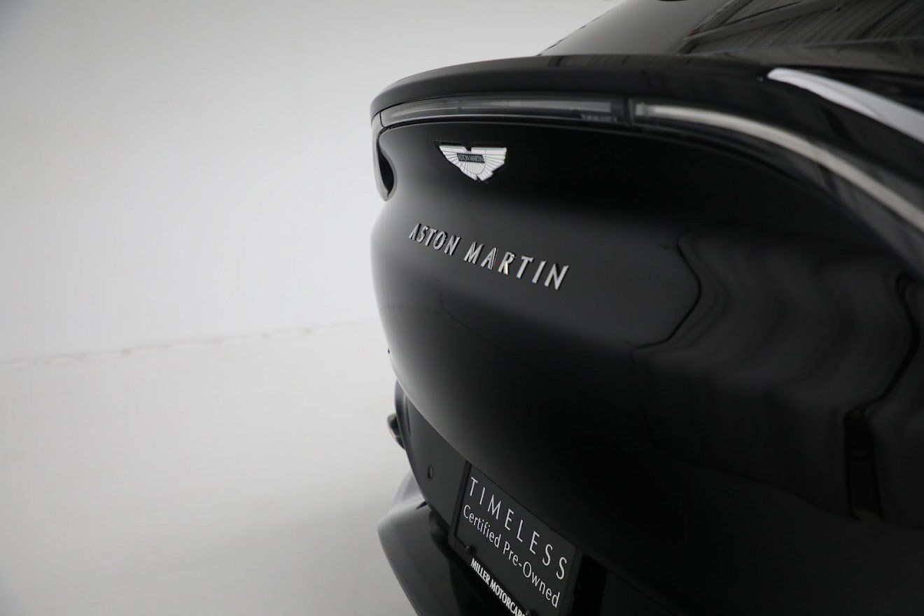 Used 2021 Aston Martin DBX AWD/4WD image 30