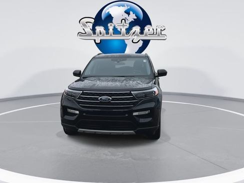 Used 2023 Ford Explorer XLT w/ Equipment Group 202A AWD/4WD image 3