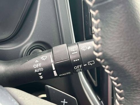 Used 2025 Subaru Forester Limited image 18