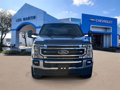 Used 2021 Ford F250 Lariat image 2