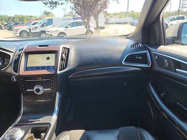 Used 2019 Ford Edge ST AWD/4WD image 10