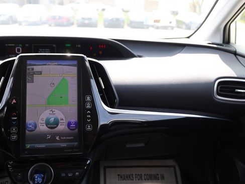 Used 2022 Toyota Prius Prime XLE image 24