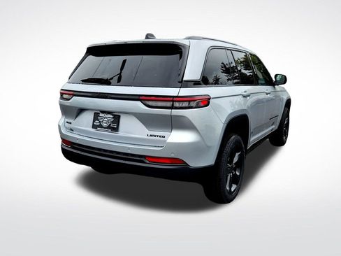 New 2025 Jeep Grand Cherokee Limited w/ Black Appearance Package image 7