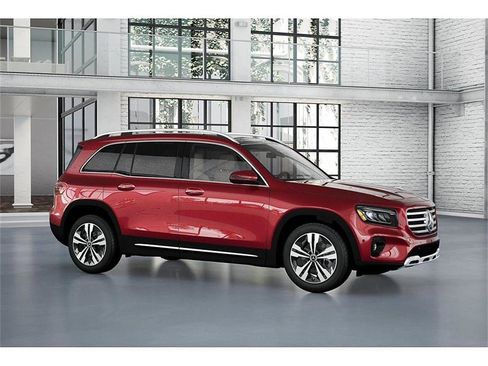 New 2026 Mercedes-Benz GLB 250 4MATIC image 13