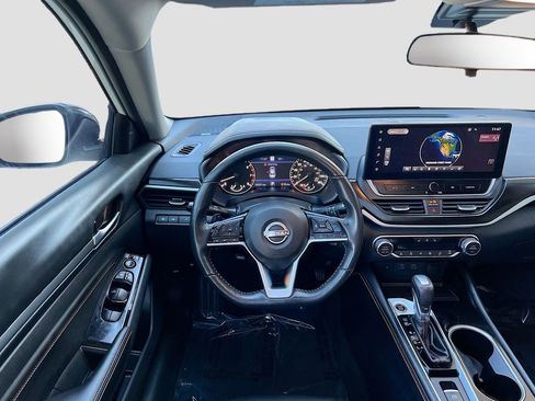 Used 2023 Nissan Altima 2.0 SR image 24